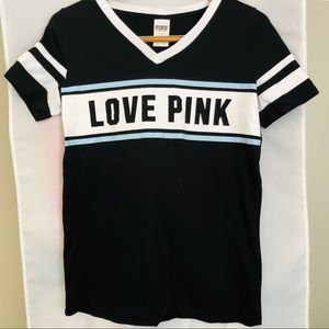 Victoria’s Secret PINK graphic t-shirt